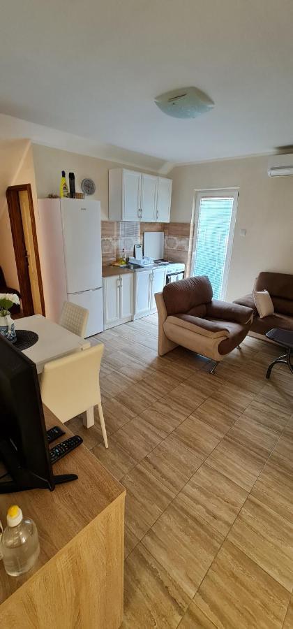 Apartman Nina2 Рисан Экстерьер фото